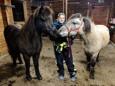 Essi is a physiotherapist and animalphysiotherapist. She works among dogs, horses and riders. To her family belongs two dogs and two icelandichorses. She teaches in Swedish, Finnish and English.